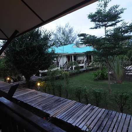 N.T. Lanta Resort Ko Lanta Extérieur photo