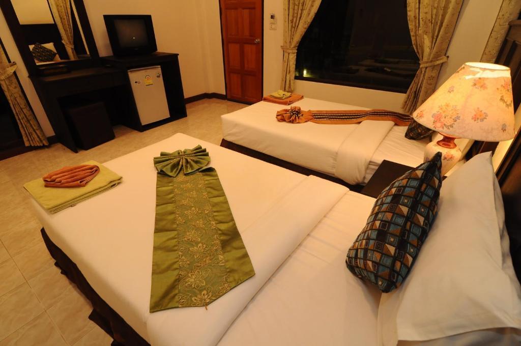 N.T. Lanta Resort Ko Lanta Extérieur photo
